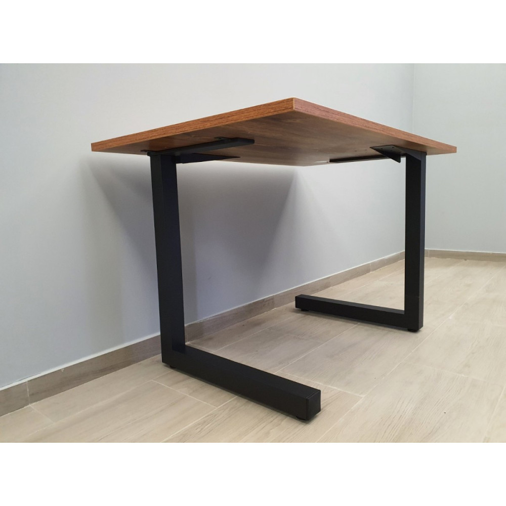 Дизайнерский стол